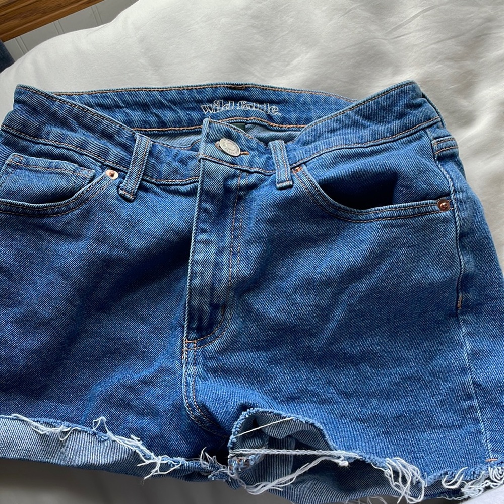 Denim jean shorts in great condition